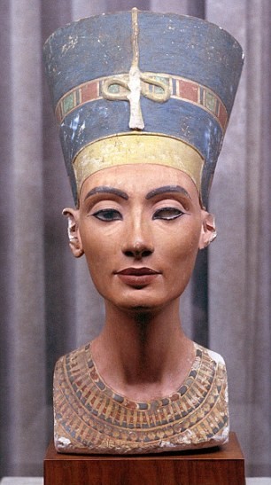 17 Facts About The Mysterious And Enigmatic Egyptian Queen Nefertiti